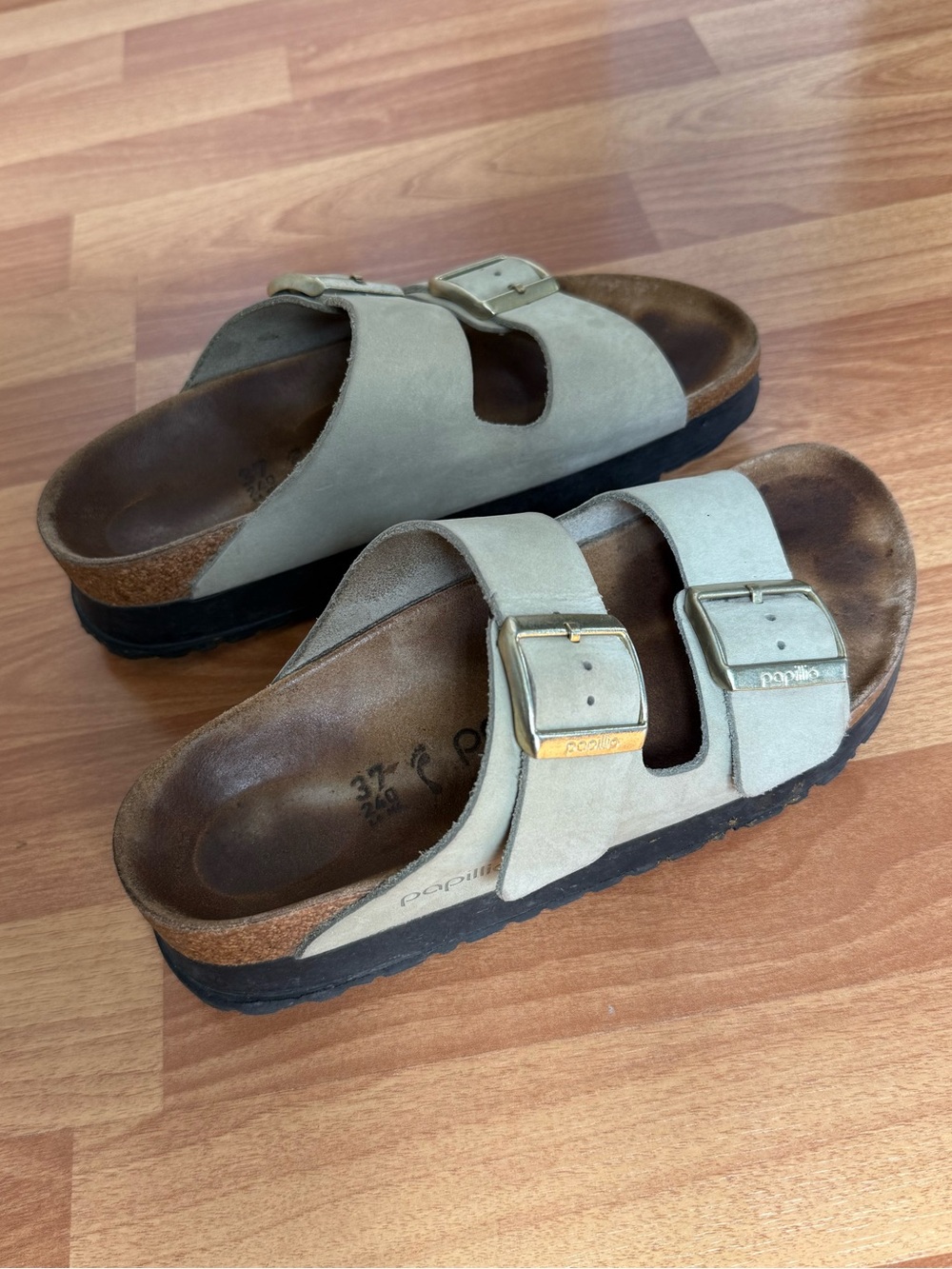 Papillio Birkenstocks Size 37 (women’s 7.5)